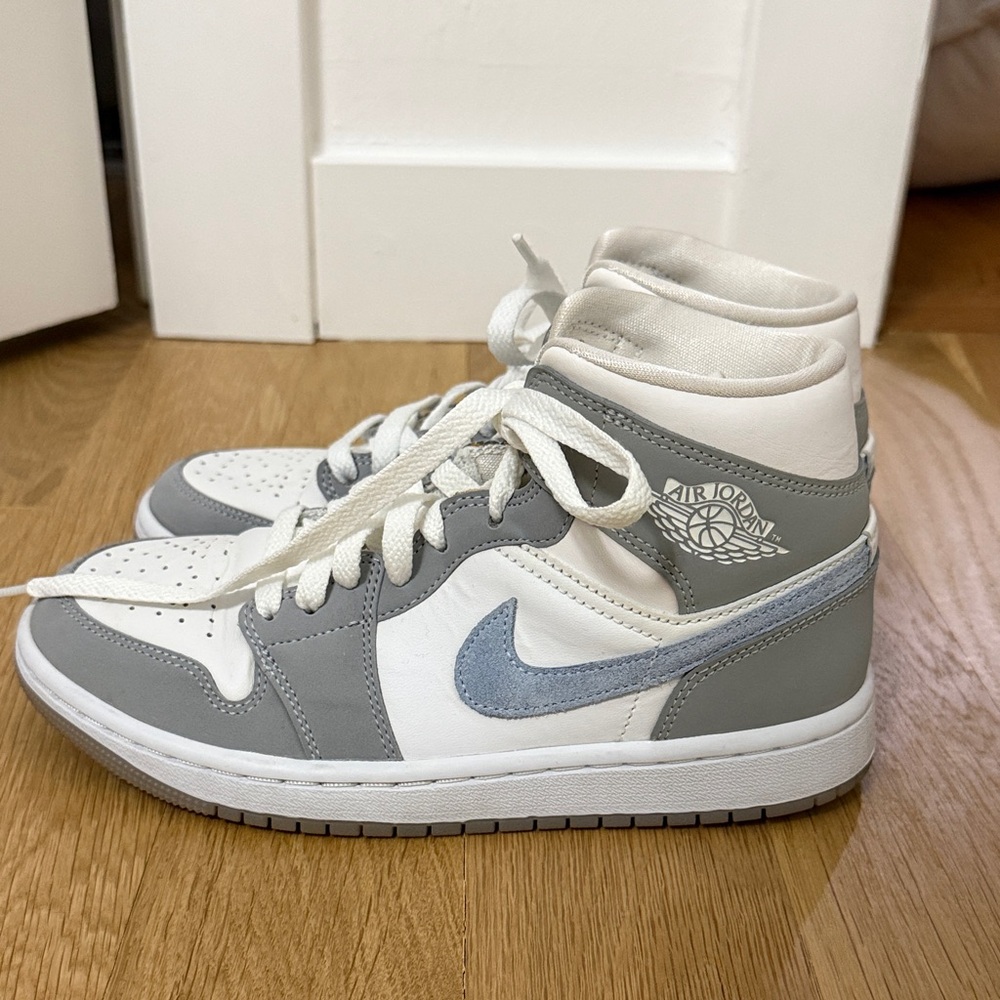 Jordan Women's Sneakers in Gray, White, and Light Blue